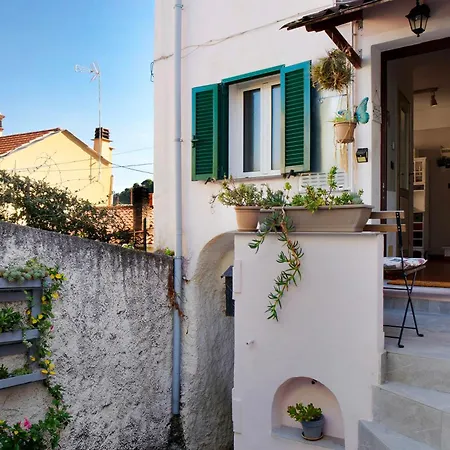 Ca' A Riga Lägenhet Diano Castello