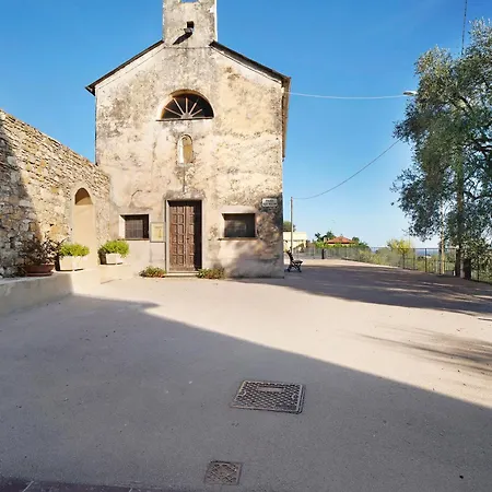 Apartmán Ca' A Riga Diano Castello